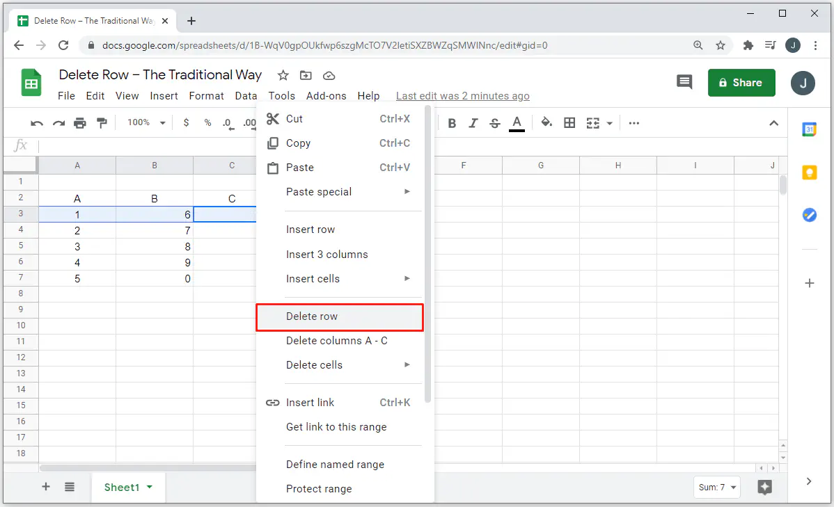 Какой ярлык используется для удаления строки в Google Sheets?