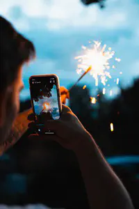 Как просмотреть обзор за год в Snapchat