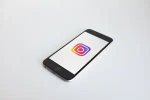 Как скрыть истории Instagram