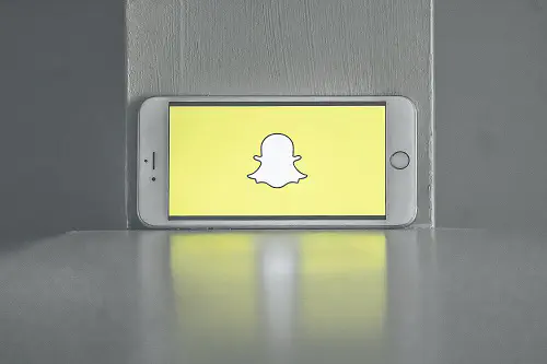 Как замедлить видео в Snapchat