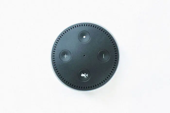 Amazon Echo: Что такое кнопки сверху?