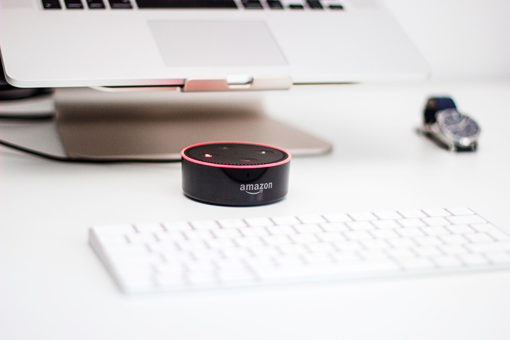 Как использовать точку Amazon Echo Dot в качестве переговорного устройства