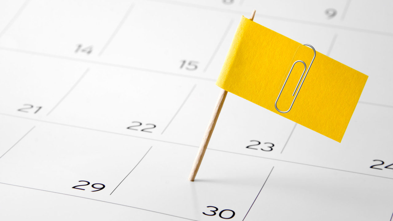 Используйте вложения событий в Apple Calendar для подготовки к большому совещанию