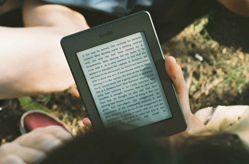 Как отключить голосовое сопровождение Kindle Fire